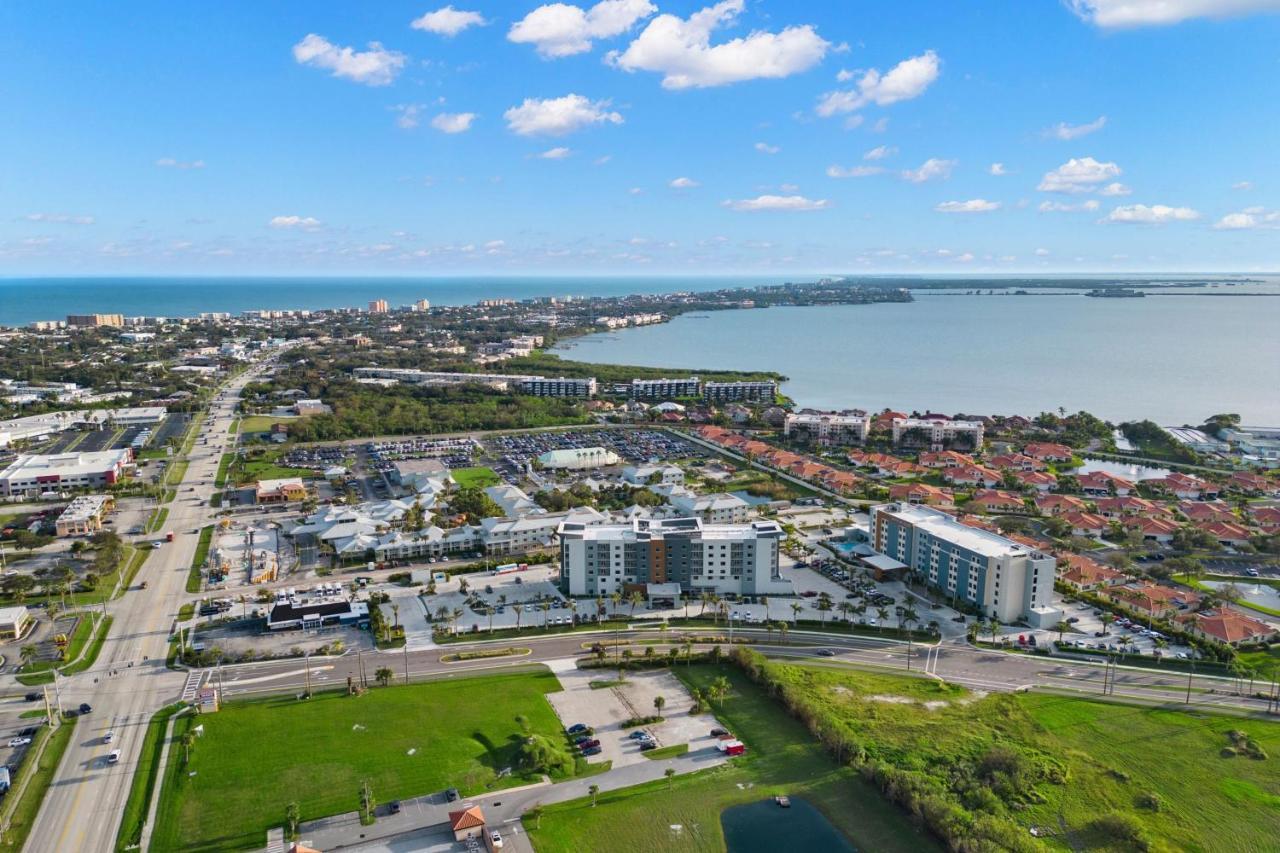 Towneplace Suites By Marriott Cape Canaveral Cocoa Beach Экстерьер фото